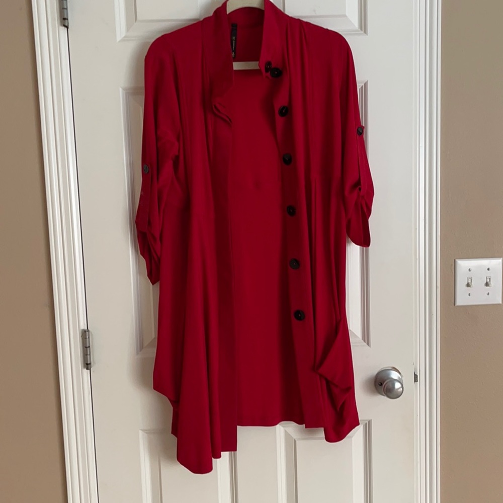 Top Button Up. - image 1